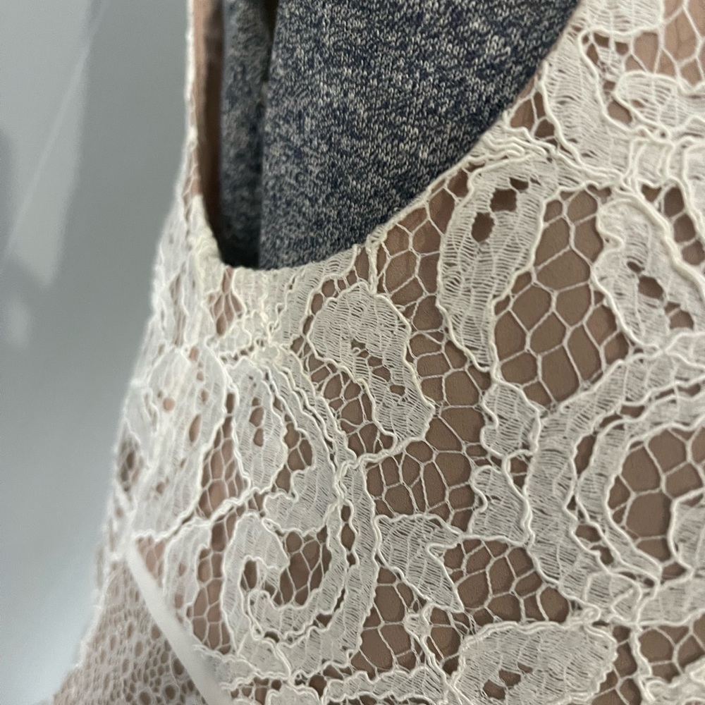 Dress - Picture 4 of 6